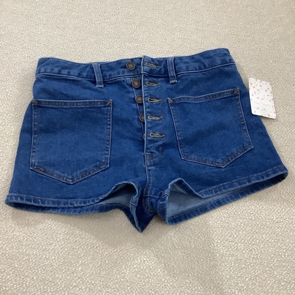 Free People Shorts - Picture 1 of 8